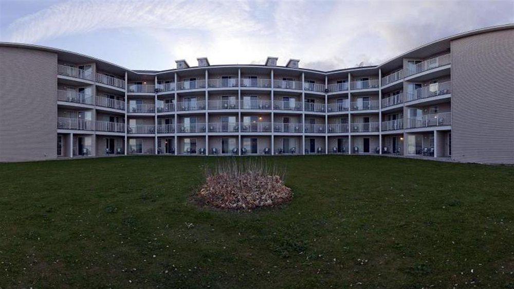 Holiday Inn Express St Ignace-Lake Central By Ihg Saint Ignace Exterior photo